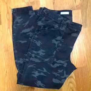 KUT camouflage jeans